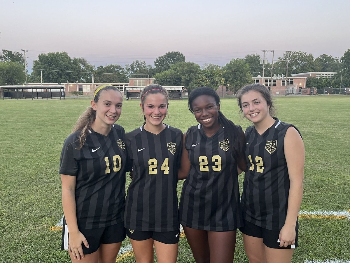 cms_soccerteam's tweet photo. Final Central Magnet 9 MC 0

Senior Night 
Maria, Rose, Shelby and Brooke all scored goals on their senior night.

Congrats Seniors! https://t.co/AWnUZ8KhVp