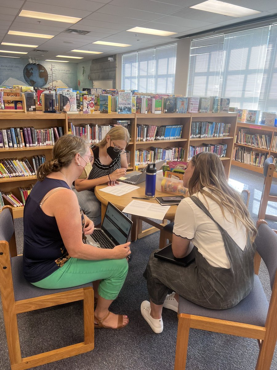 angelaulsh's tweet photo. LRES Teachers hard at work! #LRESteachers #CTleads #PD https://t.co/27DIIN5hlo