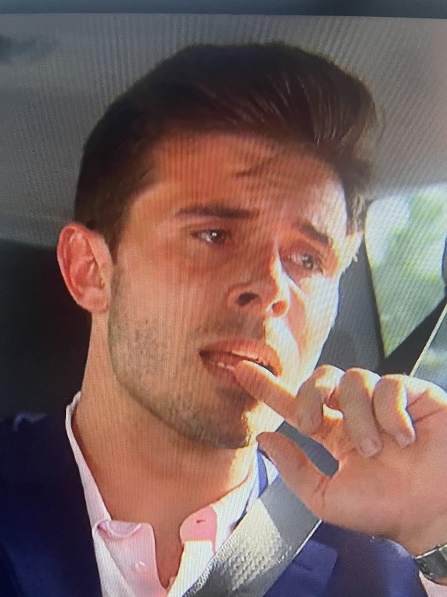 Make this man bachelor I’m serious 

#TheBachelorette