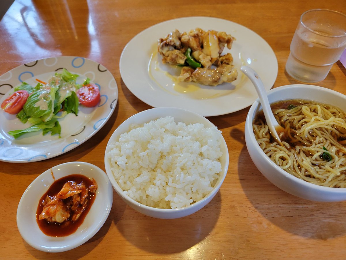 osyakasyama48's tweet photo. 日本に帰って来てからも、頂いた #DateBars や #アラビックコーヒー #デーツシロップ などを食したのでまだ #サウジ が抜けません
ので日本食を堪能します(※日本人が作った中華だけど)
最後の写真が、現地でしか食べられない生のDateです https://t.co/YicHXbajKg