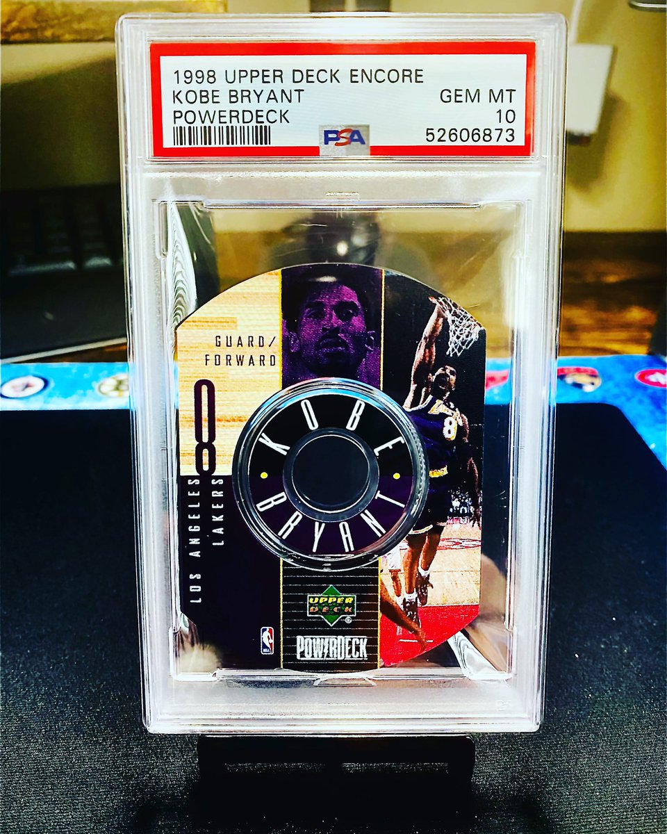 MiddleClassCard's tweet photo. @DukXbo @CardPurchaser NFS but this is one my favorites. https://t.co/JtxjOR5bML