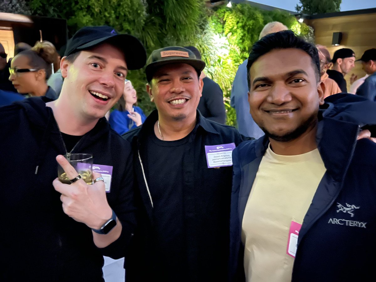 jasmark's tweet photo. @proof_xyz San Francisco event was 🔥🔥🔥! @kevinrose @akastevey_ @kuyamark @jenndu24 @Mr_Meridian @eli_schein @proxy https://t.co/EnsN2F0WM8
