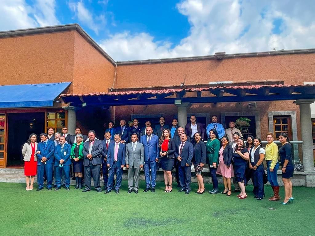 zonabg53's tweet photo. El día de hoy la @zonabg53 a cargo de la Mtra. Estefani Hernández Valladolid presentó su informe de PMC y Rendición de cuentas del@ciclo escolar 2021-2022 con un síntesis de un año de esfuerzos conjuntos por parte de las instituciones en beneficio de los alumnos
#Team53 https://t.co/Zjq7CGL5Ec