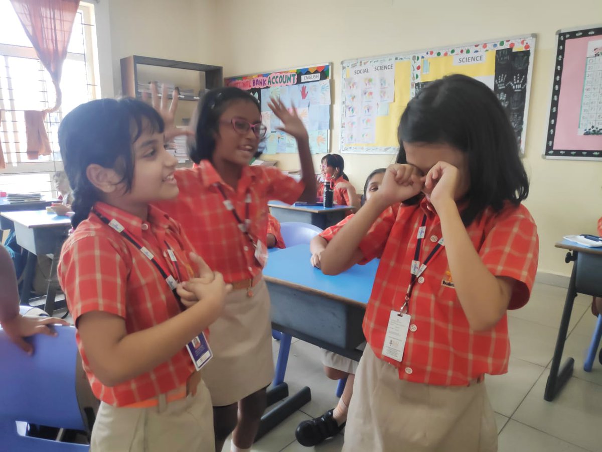 SAI_Edu_In's tweet photo. The Mask Club SAIoneers of Class - III came together and enacted a story based on moral values. They enacted the role of teacher and students, where they depicted how someone feels bad when others make fun of her, 
#Storiesofmoralvalues
#Actofintelligence
#Maskclub https://t.co/wcsTzqltjU