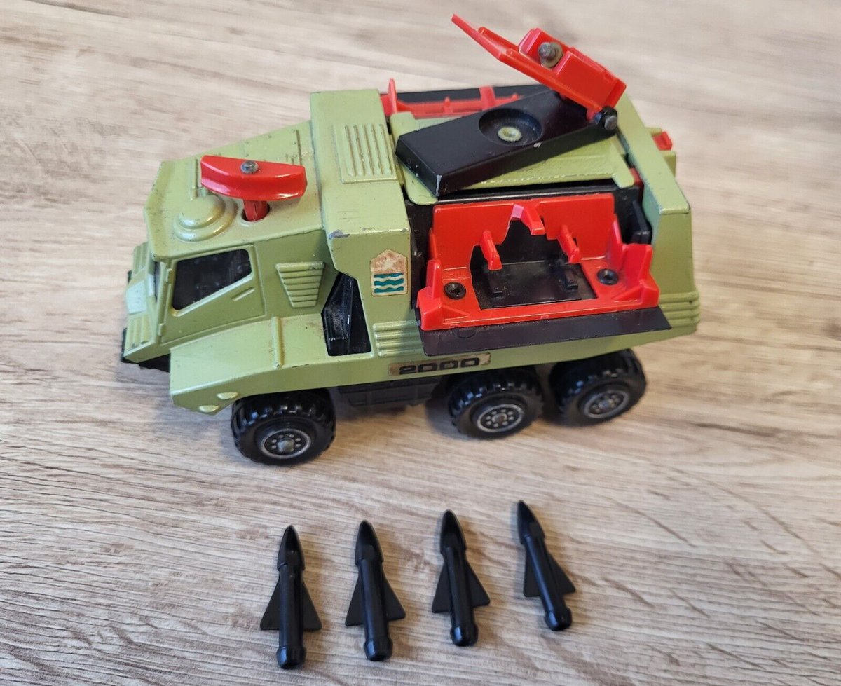 FishingWorldwi3's tweet photo. this is so cool:
MATCHBOX, BATTLE KINGS, K-111 MISSILE LAUNCHER 
#matchbox #battlekings #launcher #k111 #missile
https://t.co/ttkD8RWfeP https://t.co/clvTIBaISB