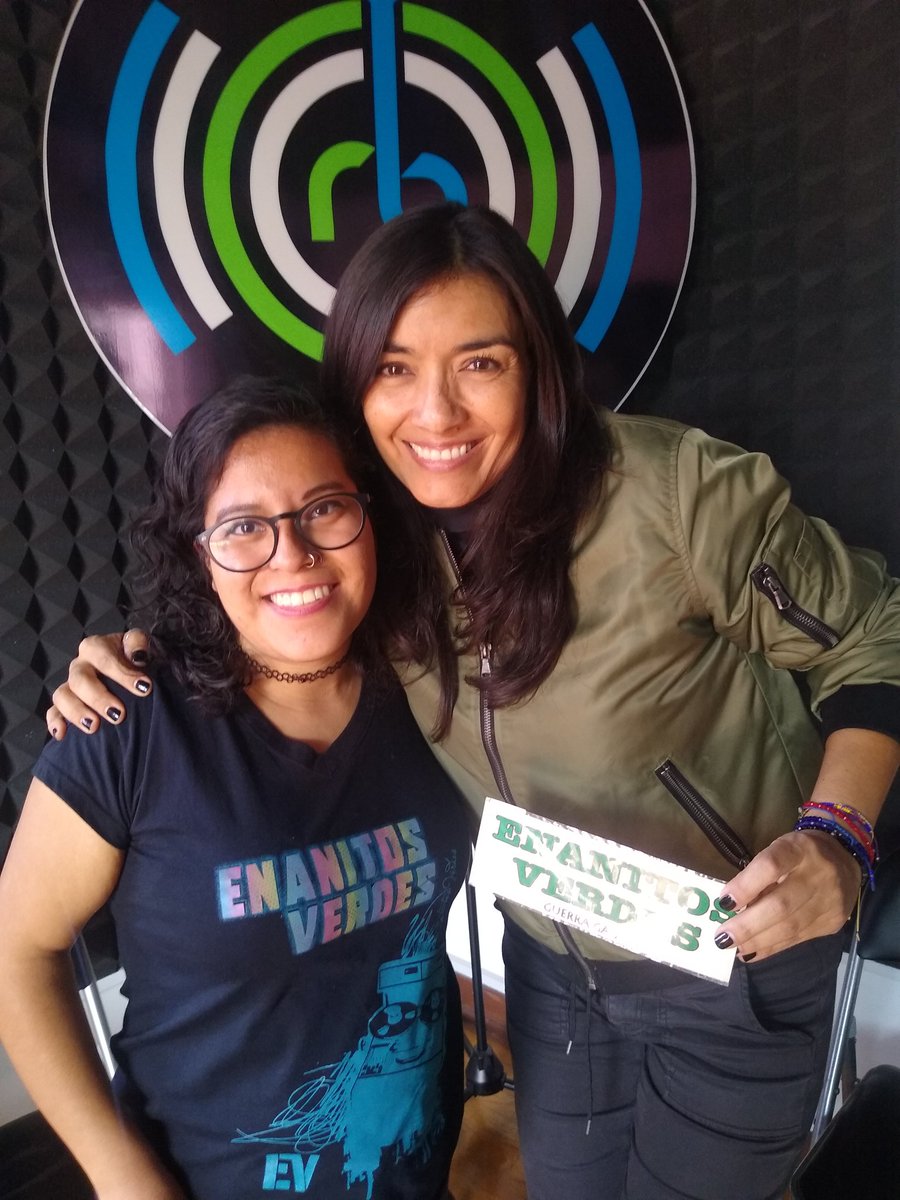 NazaretShunkti's tweet photo. Gracias @LunaOlivia gracias @ruidoblancofm por este emotivo y muy bien merecido homenaje a Marciano Cantero, fue un par de horas cargadas de muchas emociones a flor de piel. En nombre mío y de la comunidad de los clubs de fans te lo agradeceré toda la vida.
#MarcianoInfit8 https://t.co/2hCfwCF7GV