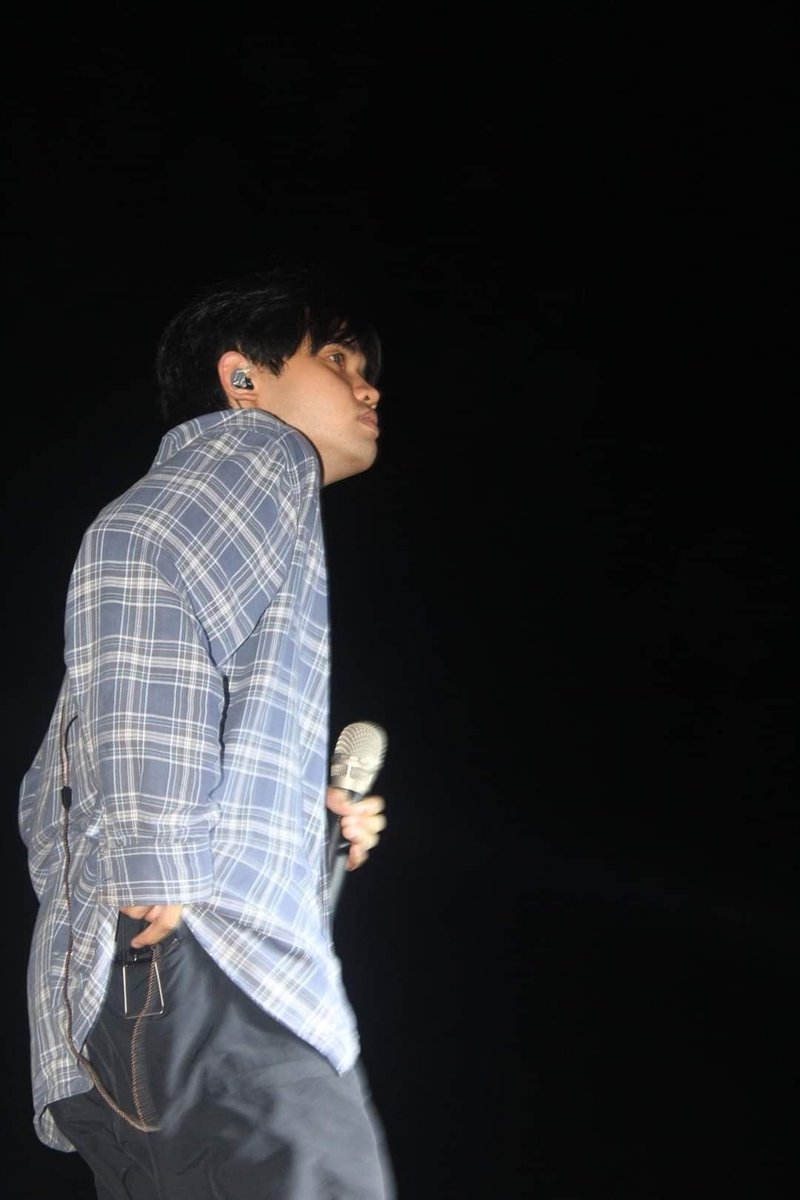 sb19bae's tweet photo. Happy birthday, Pinuno! 💐 
Mapa-Sejun o Pablo man ang gamit mo ikaw pa rin ang nag-iisang John Paulo Nase na bias ko. 

HAPPY PABLO DAY
@SB19Official @imszmc
#SB19_PABLO
#HappySB19PabloDay https://t.co/dEmGueqyHu