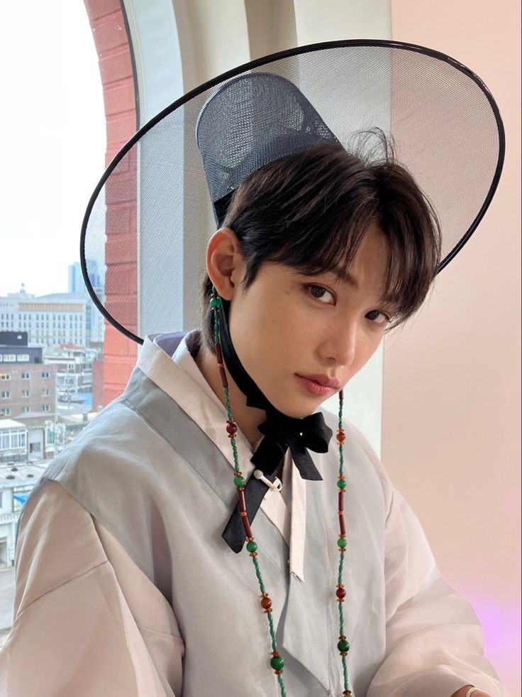 TodorokiValeri's tweet photo. Happy birthday
your voice is beautiful but without 
doubt your laughter is my sound
favorite.
My boy of beautiful freckles I adore you very much ✨🐥#straykids #leefelix https://t.co/IxbiqjWC66