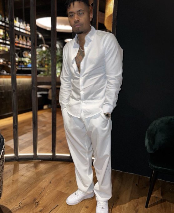 Nas turns 49 years old today, 

Happy Birthday 