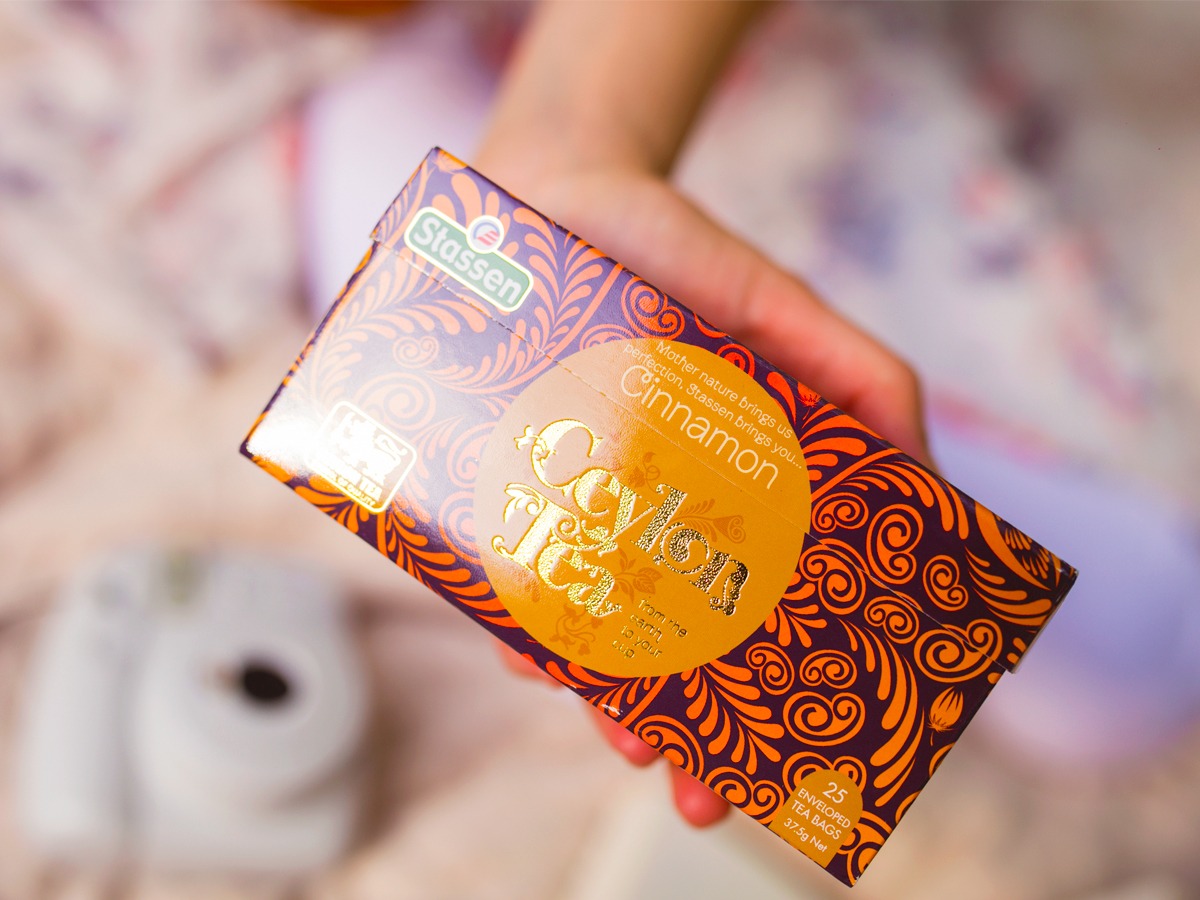 stassen_tea's tweet photo. Stay cozy this autumn with a delicious and healthy cup of Cinnamon Tea!!!
#stassen #stassentea #pureceylontea #blacktea #flavouredtea #ceylontea #ceylon #ceyloncinnamon #srilankatea #srilanka #tea #cinnamon #cinnamontea #teablogger #tealovers #europe #teainfluencer #perfectcuppa https://t.co/Ua2OOgdjQ2