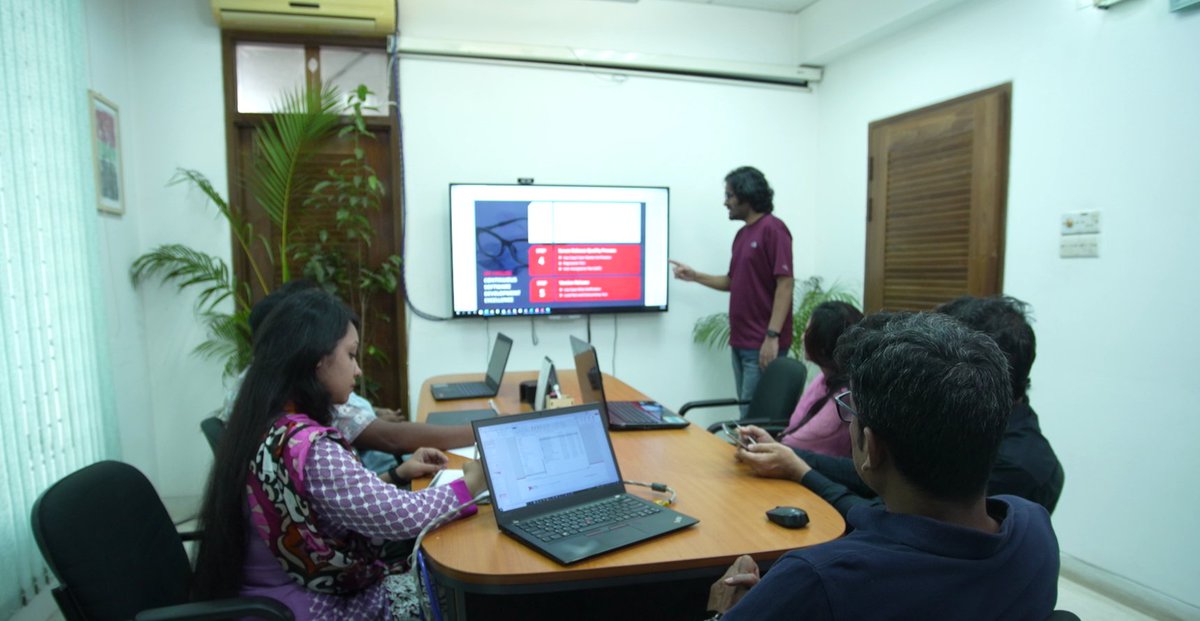 ixorasolution's tweet photo. Captured moments of our incredible team members during a corporate video shoot!

#people #team #culture #moments #ixorasolution https://t.co/6hB6bP7jrC
