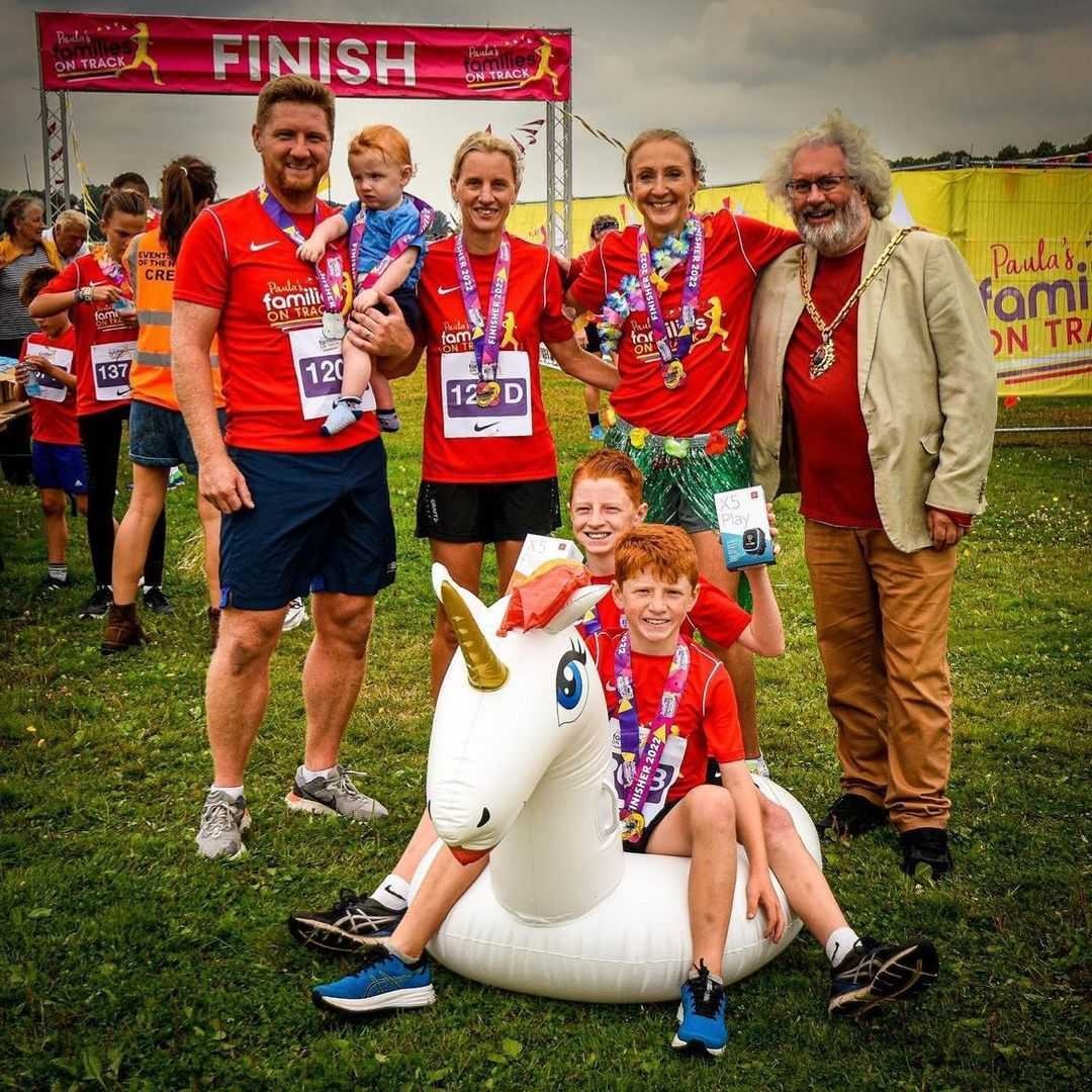 MOVEcharity's tweet photo. A huge THANK YOU @paulajradcliffe @familiesontrac1 @EventsOTN  for having us as the charity partner for Families on Track this year!

What brilliant fun! ⭐️ SUCH AN AWESOME EVENT! Bring on next year!

#WorcesterCityRunFestival 
#FamiliesOnTrack #Run #eventsofthenorth #familyfun https://t.co/cLkuVx5hNR