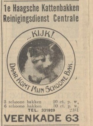 September 1933, de stand van de 1e Haagsche Kattenbakken Reiningingsdienst Centrale op de Beurs van de Dameskroniek in de Haagse Dierentuin.
Haagsche Courant, @DelpherNL , foto Gompers,  collectie <a href="/haagsarchief/">Haags Gemeentearchief</a>