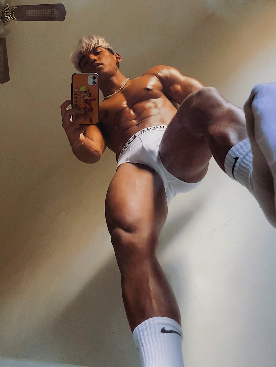 TannerX_94's tweet photo. On TOP of you 🥵 #pov #gay #muscles #muscle #OF #Worship https://t.co/SV4B8Xa5KW