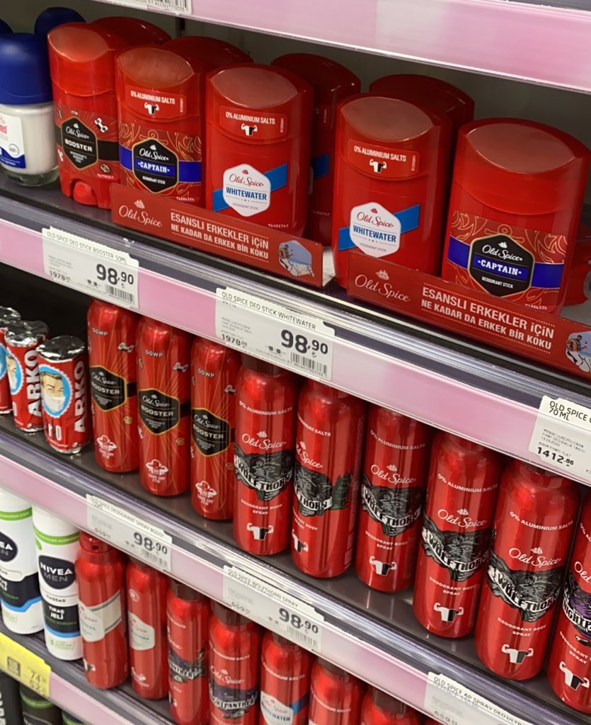 merenyldz's tweet photo. 100 lirayı direkt koltuk altıma sürecem. En fazla para kokarım. Bu sayede cazibem artar belkim. https://t.co/765VsH5NSk