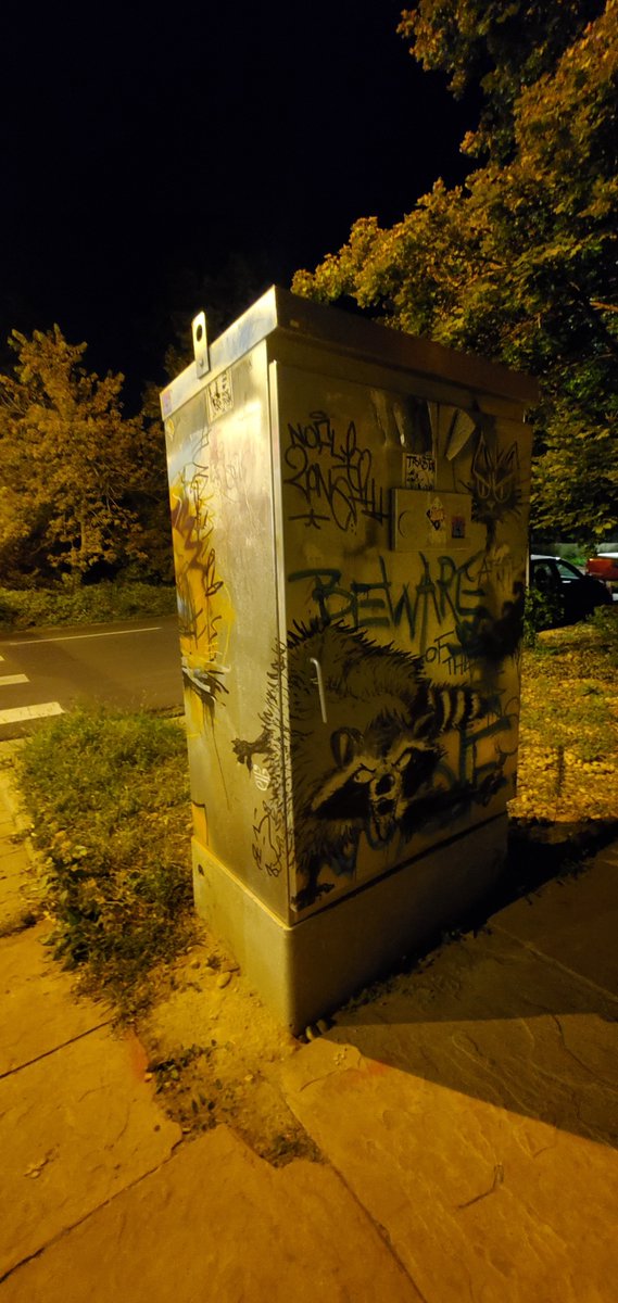 TokkTrash's tweet image. The ethereal nature of art vandalism.

#AnimalArtCrimes 
#YipYapYop
#CLFX