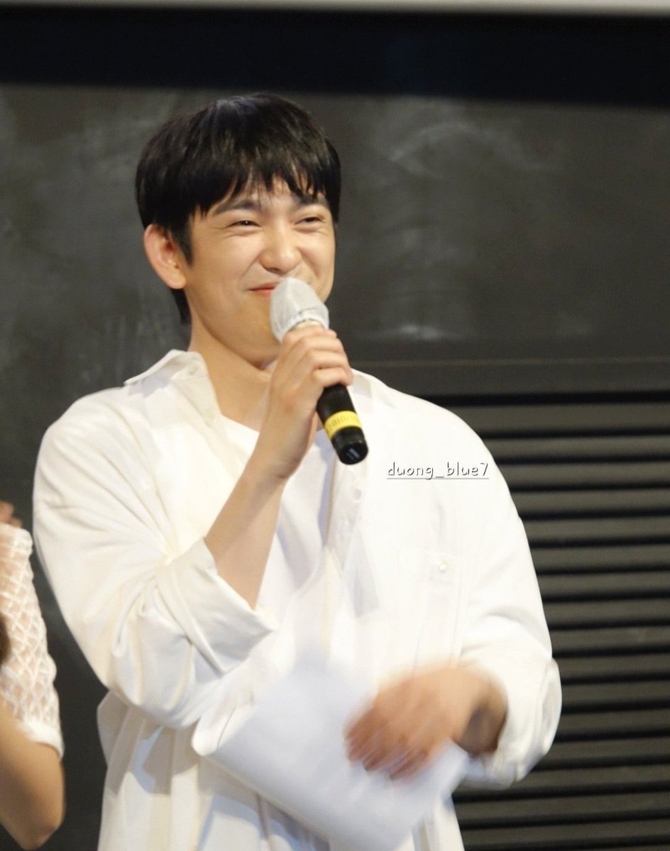 narae8895's tweet photo. @JINYOUNG 잘생겼어 사랑스러워 🥰🤏💚

#프린세스아야 #박진영 #Full_ScreenX #princessaya #ParkJinyoung #Jinyoung #GOT7 https://t.co/EcfpvDEXvC