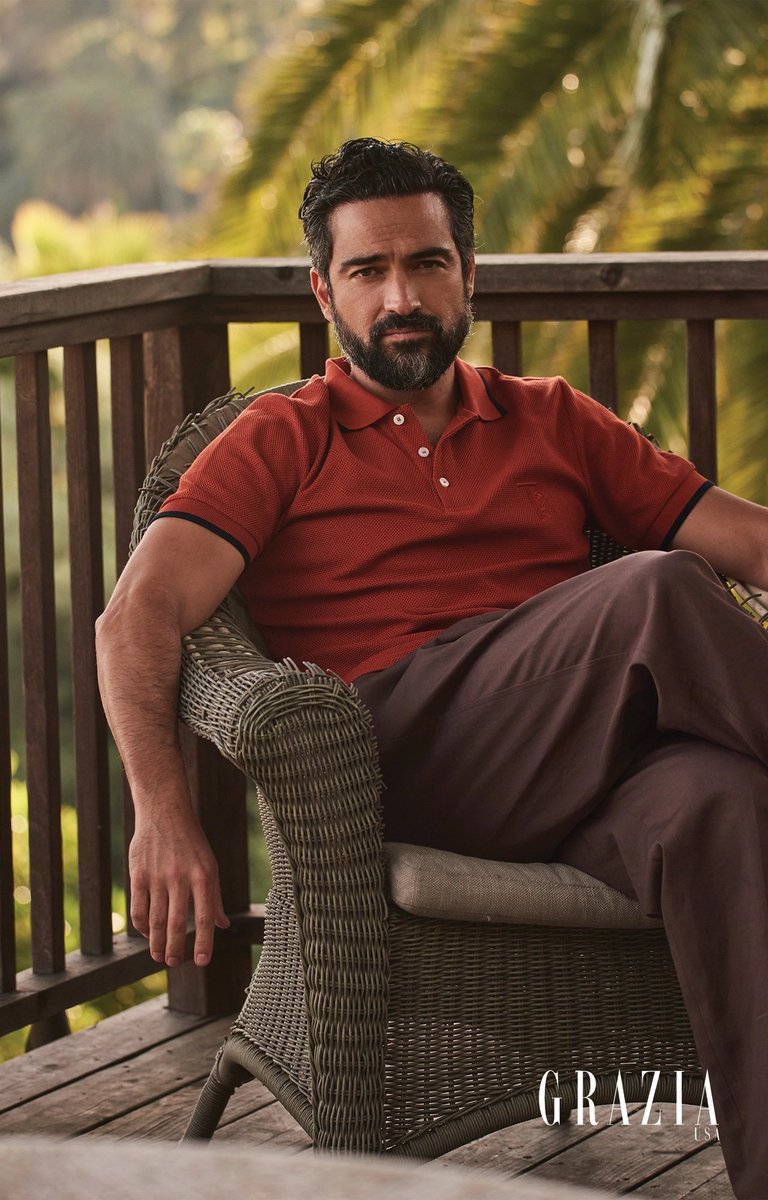 KarolTrendy's tweet photo. Eu pegaria Alfonso Herrera nos seus 39 anos, nos seus 29 anos e nos seus 19 anos. Fácil fácil!

(eu e a DM né pq ela nunca foi boba 🤭) https://t.co/A4FQideud6