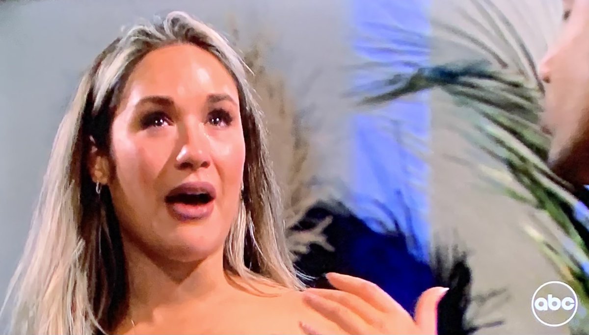 aallyyyyssssssa's tweet photo. The engagement part of this show is ruining potentially really great relationships  💔

#TheBacheloretteabc #thebachelorette #bachelorette https://t.co/UKznbcmPyw