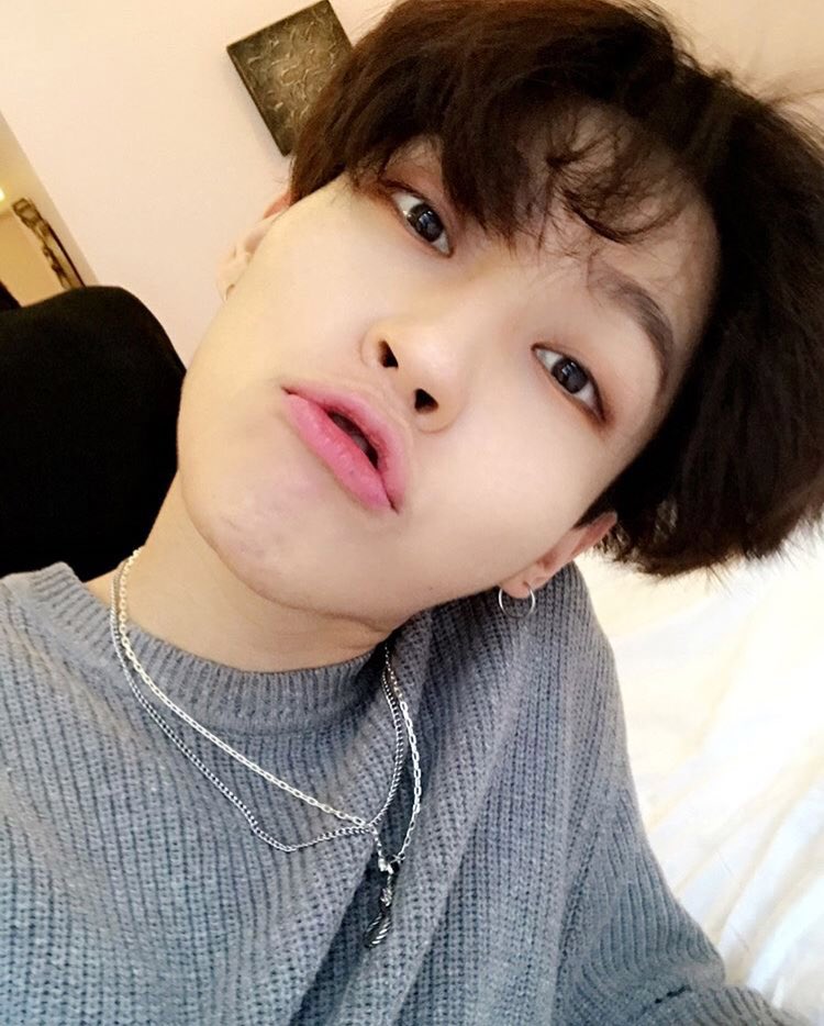 urlocalgiven's tweet photo. Ya hacía falta tocar el pasto y como parte de mi #𝑓airy·𐀔·命运 me fui a dar un paseo en el #ꭺnthinōs·𝑔arden -- ♡ y escuchen bien porque no pueden perderse el #𝟷𝟹𝟶𝟿ᜊꮲo𝑙aroid. Así que le mando un abrazo a las haditas más lindas. 🧚🏻‍♀️

⭒💭 𝓛ast boy on : 地球 #𝕥oru https://t.co/nBiXdZXVUK