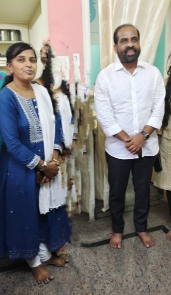 UMAM58135481's tweet photo. #SelfiWithSatyanna
#PhotoWithSatyanna
#AdvanceHBDSatyaAnna
#2days2go
#FestiveWeekOfYSK https://t.co/C6wAIen137