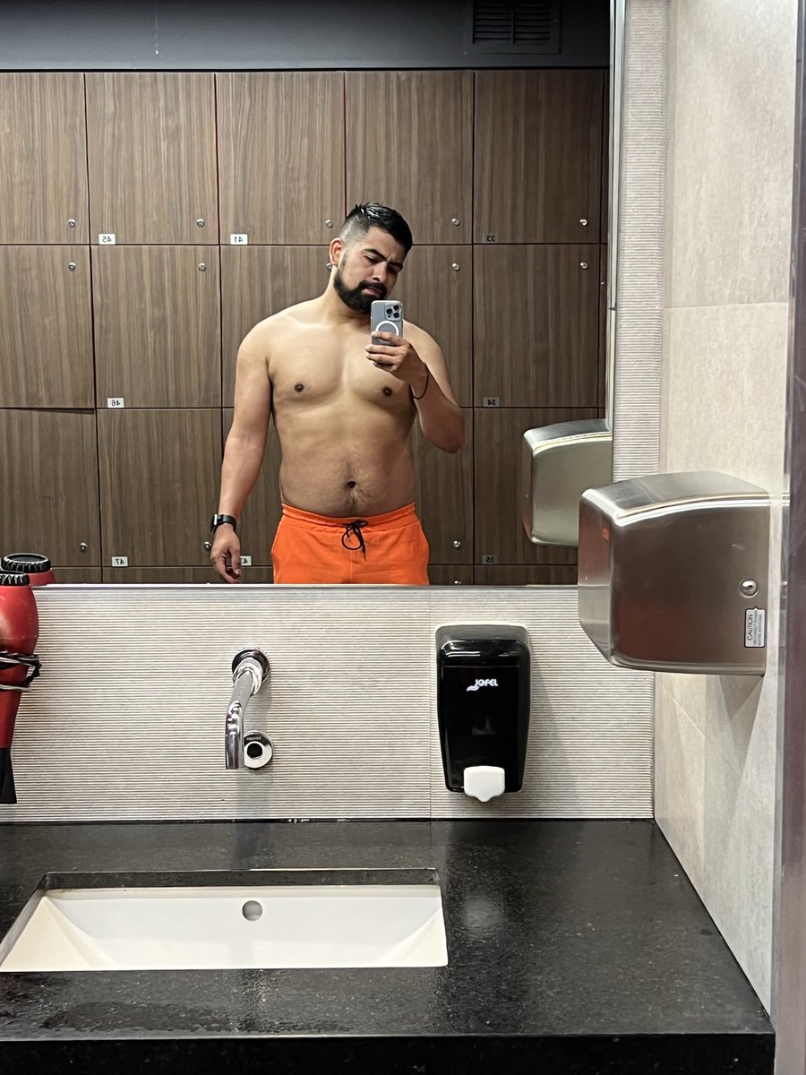 Tardes ya! #gay #gym #workout #CrusingGay #barber