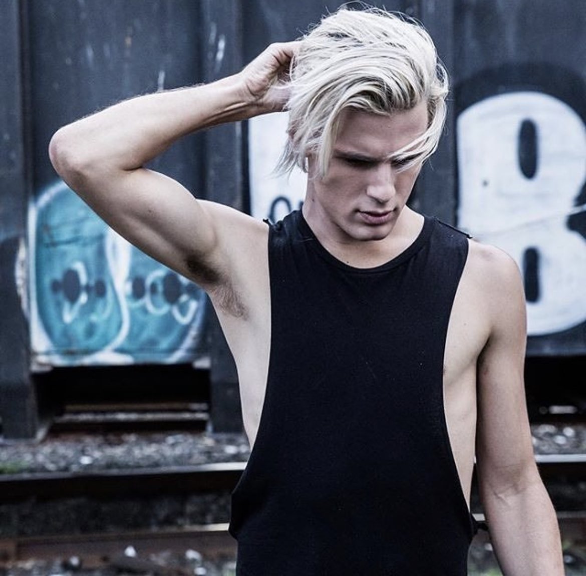 You see far you see stars. You see far you see stars. Брент аллен i see stars. You see far you see stars. Девин оливер блондин.