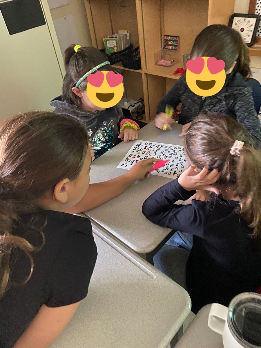 MrsBoomsma's tweet photo. #100numbers was a game changer for the 4/5 today! Our collaboration skills evolved tremendously in such a short period of time! @sara_vadovic @GPVanierCS #sccdsb https://t.co/mSnpxEGoGf