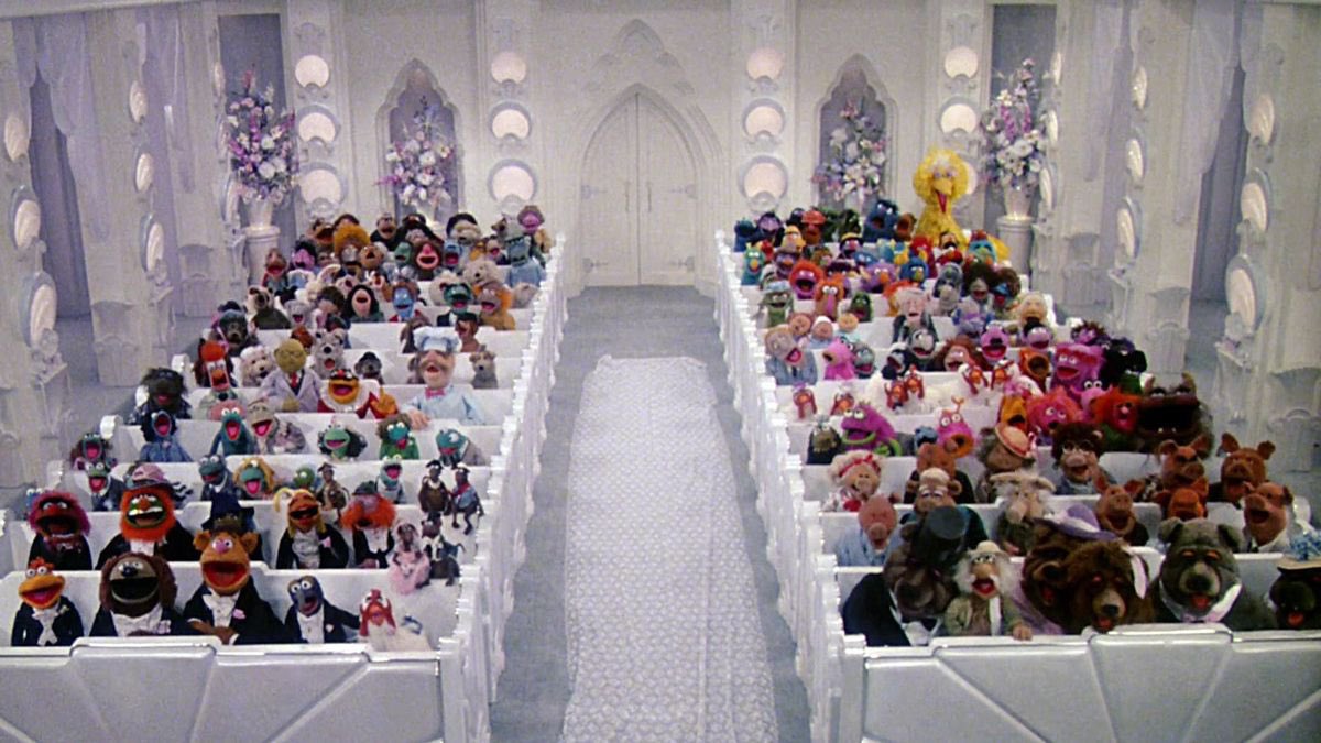 gianadito's tweet photo. The Muppets AND Sesame Street all in one movie? Iconic. #TheMuppetsTakeManhattan #NHsmc #voice https://t.co/Qk9Au0WojZ