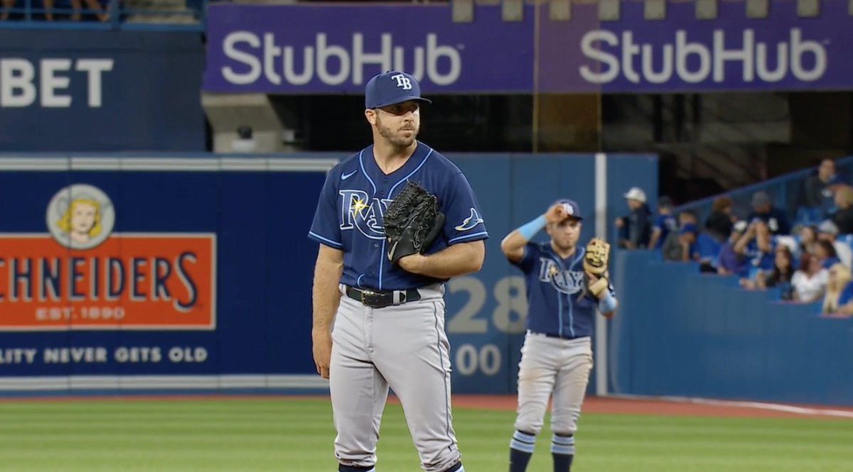 CBSSports's tweet photo. Kevin Herget was a 39th round pick in the 2013 draft out of Division III Kean University

He spent nearly a decade in the Minor Leagues, and was called up earlier this year but never appeared in a game before being sent back down

Today, the 31-year-old Herget made his MLB debut https://t.co/nbQA4G79gJ