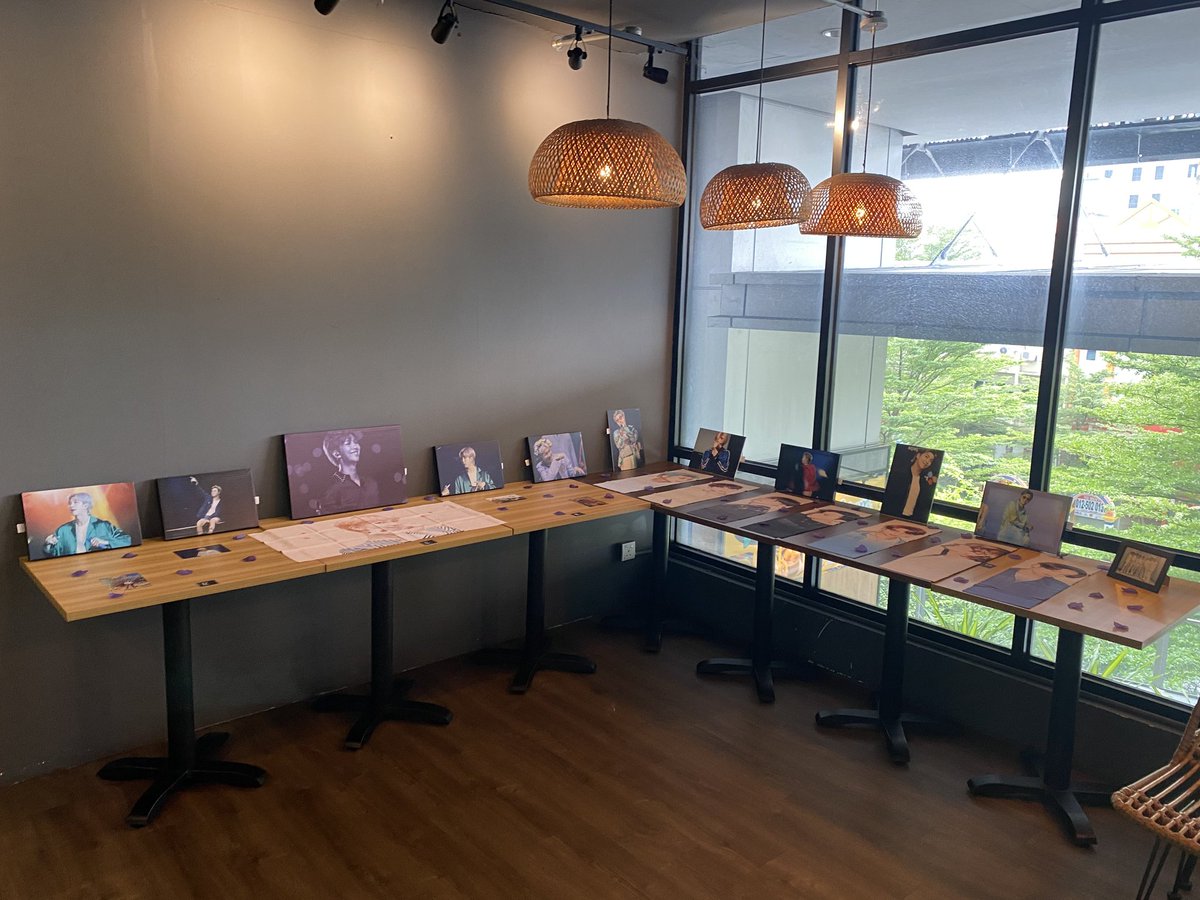 Hihi. Here for the postage cupsleeve and Frame Form Link. Any question Please feel free dm to ask us 💜💜💜

#RhythMCafe2022
#VoiceofsaviorInMY

docs.google.com/forms/d/e/1FAI…