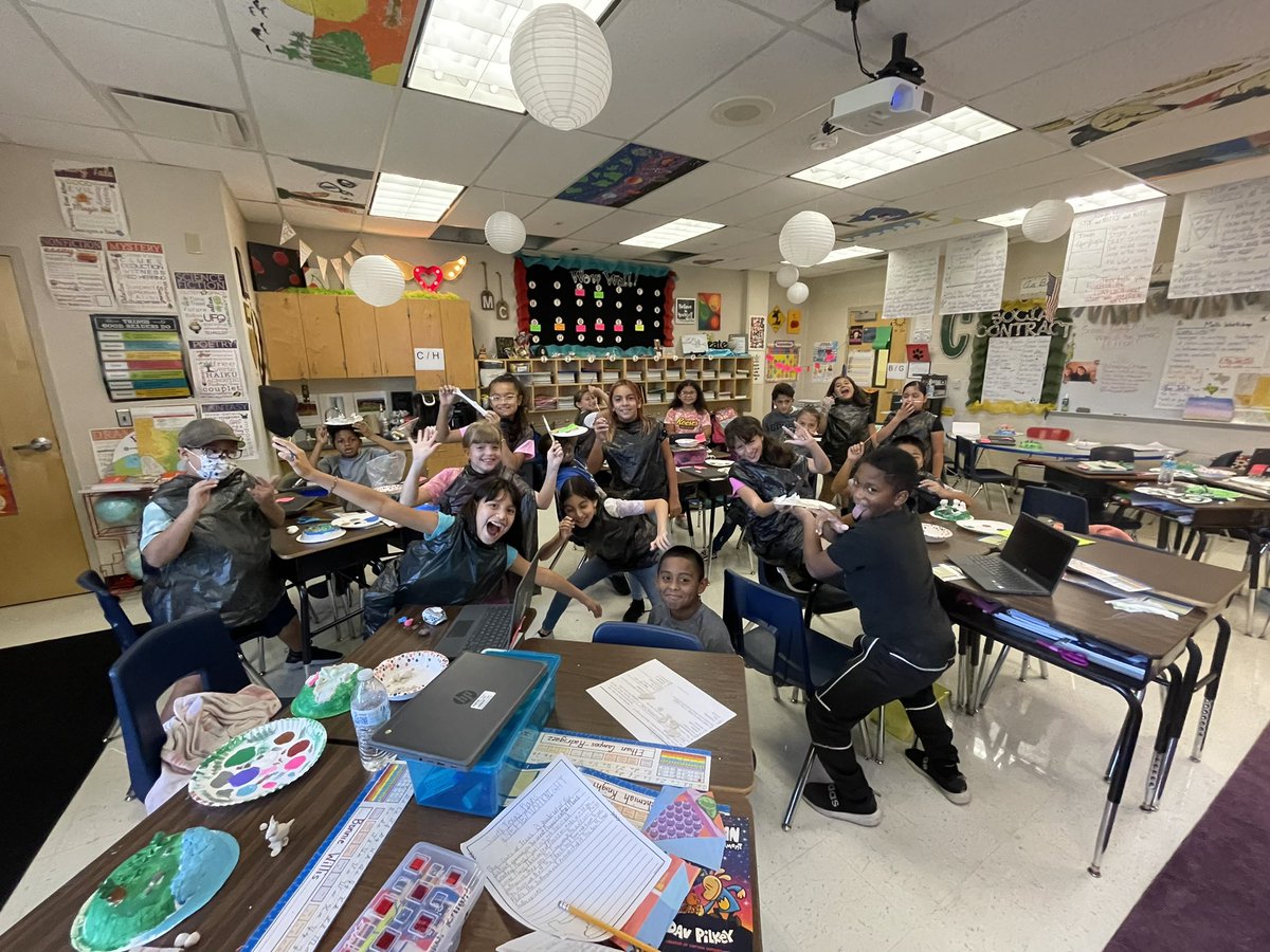 Bobcats researching the five subregions of the Coastal Plains of Texas! My kids make my day, every day! I’m super proud of their hard work and effort!🤍🍒 #MVEIgnited #MVEbethelight <a href="/NISDMeadowVill/">Meadow Village ES</a> <a href="/c_maldonado_1/">Candace Maldonado</a> <a href="/LundquistJess/">Jessica Lundquist</a>