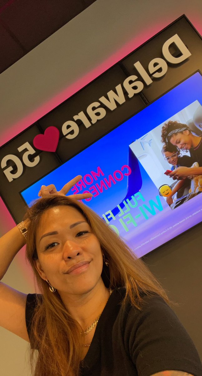 roma_amiot's tweet photo. Dover 9730 was popped popped today๐ฅน it only goes up from here!!! #Delaware #loves #5G @TMobileGear @TMobile @TonyaPortis_ @geemorales30 they need to hire me as tmogear model๐#model #reallifemodel #dover #dovermafia #motivated #smra https://t.co/cPmNCRSw4K
