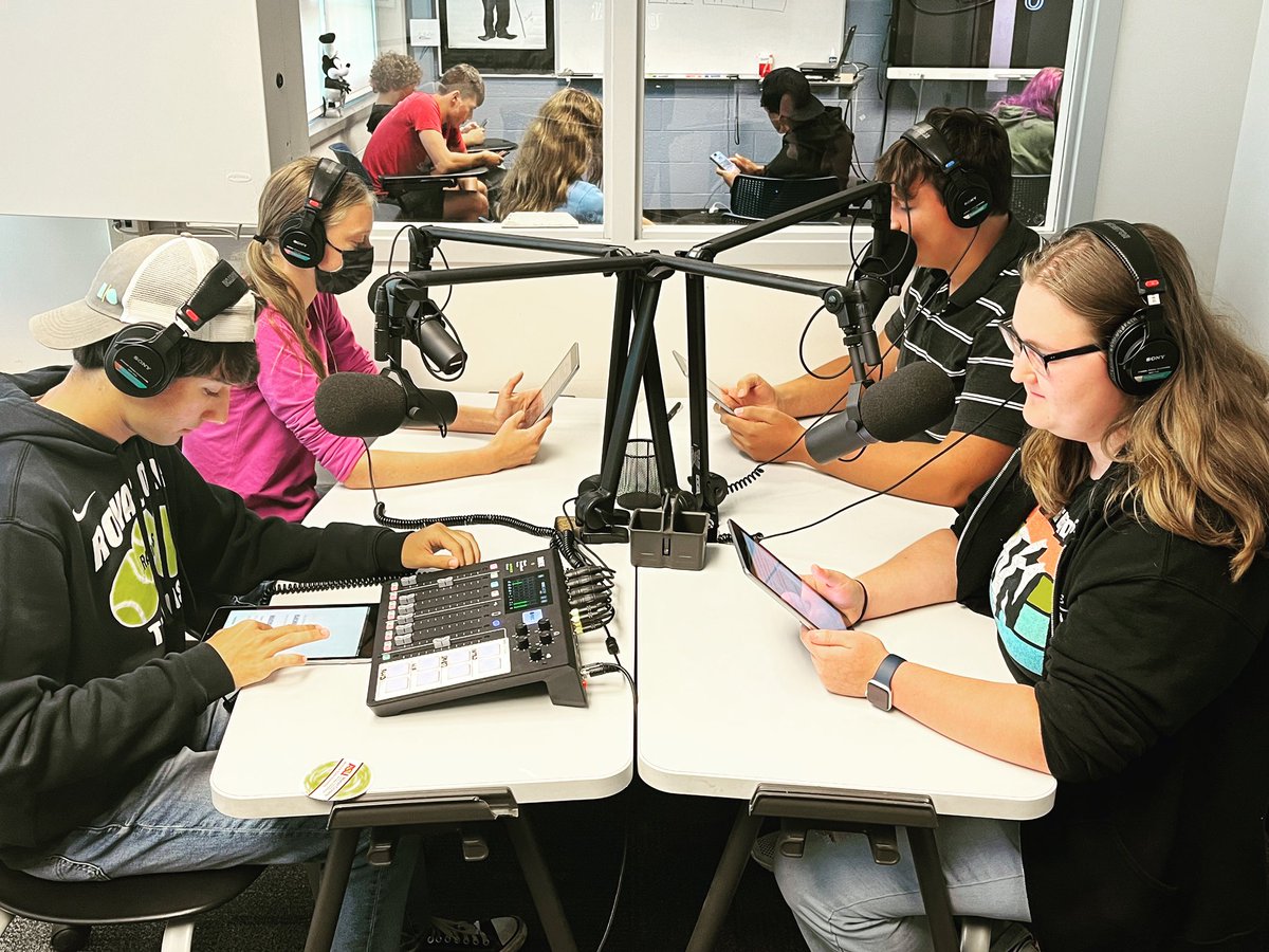 LiveRavenReport's tweet image. #RavenRadio is on the air! #OnTheAir at 2:54 M/Tu/Th/Fr. Here’s what’s happening in YOUR #RavenNation. @WOAKTV