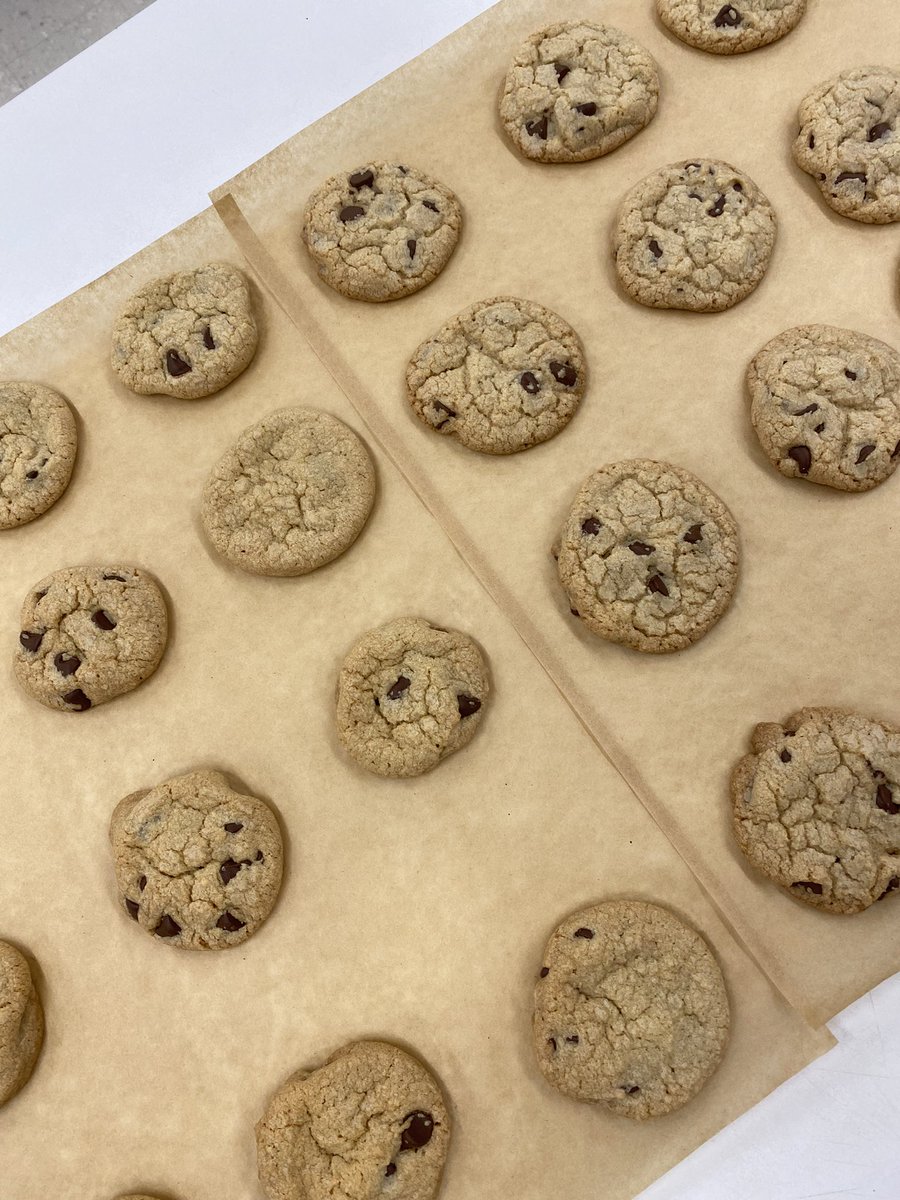 Learning how to measure!! Thick and Chewy Chocolate Chip Cookies!! Yum