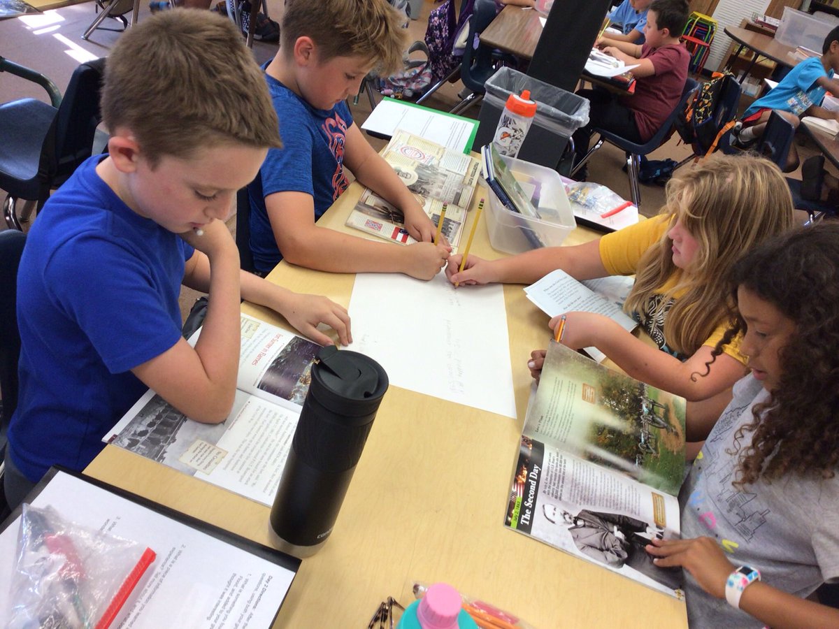 StacyFRobison's tweet photo. We had a book flood to introduce our first social studies unit the American Civil War. Ss added to their group’s graffiti board as they read and looked at text features. They’ve already learned a lot through literature immersion. #PrairieProud #cpsbest #scholarfirst https://t.co/i2R25Eafss