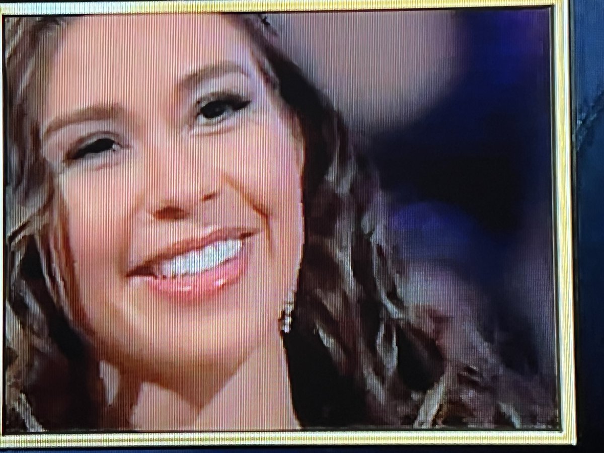 IWatchBachelor's tweet photo. No one will convince me this is not the face of someone who found their person 

#TheBachelorette #Bachelorette https://t.co/aZqmbUrkkX