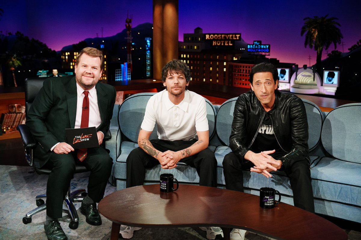 latelateshow's tweet photo. Delightful #LateLateShow coming your way tonight with Adrien Brody and @Louis_Tomlinson at 12:37am on @CBS! https://t.co/d2VHNK6Uz2