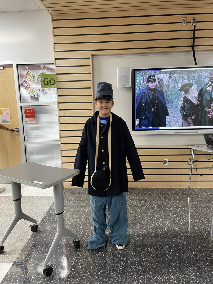 Tara Berry tweet media