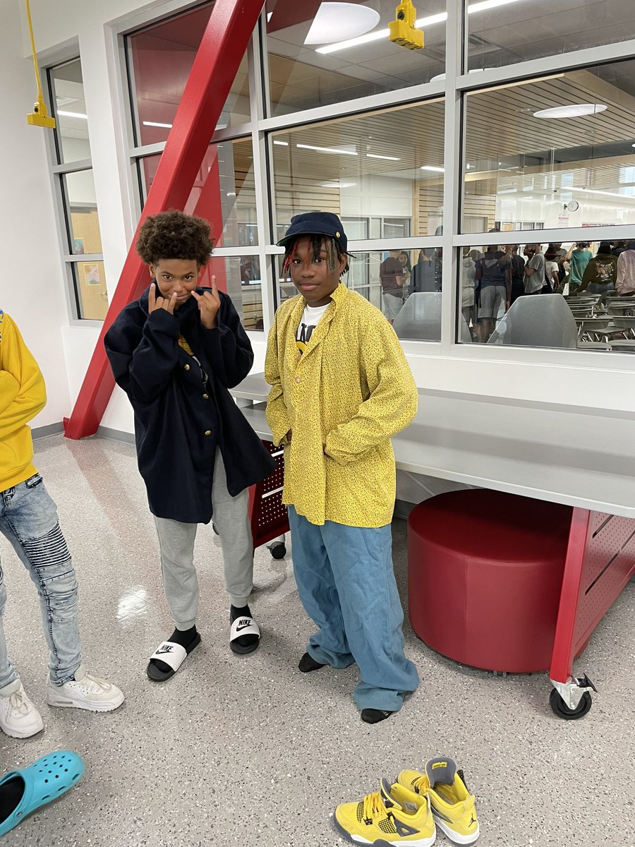 Tara Berry tweet media