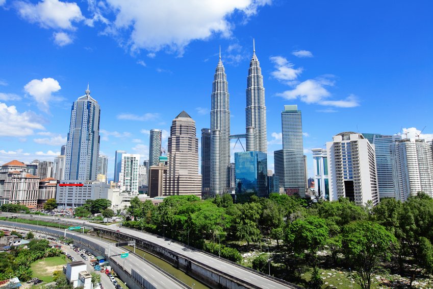 ThesentralM's tweet photo. Lebih 30 kawasan di KL dikenal pasti untuk projek pembaharuan bandar

https://t.co/e5gVra7mdB https://t.co/G57UOKDNSG