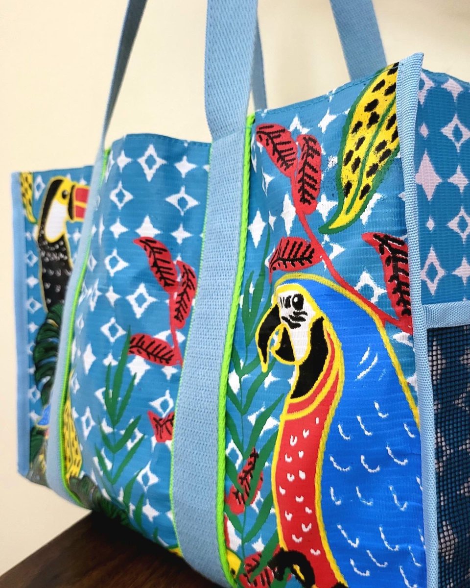 QCMayorJoy's tweet photo. #VoteToTote launching very soon! ๐
Matapos ang nakaraang eleksyon, inilunsad ng lokal na pamahalaan ng lungsod Quezon, sa pangunguna ni Mayor Joy Belmonte, Spark! Philippines, Zarah Juan, SM Supermalls, at Embassy of Switzerland ang #VoteToToteโ https://t.co/qZfruNAjeh