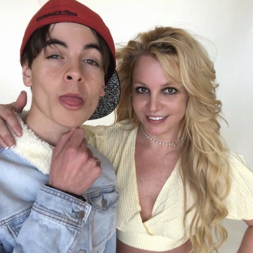 TheSpearsRoom's tweet photo. Britney Spears wished both of her sons a happy birthday on Instagram! 🤍 https://t.co/zTLH9bQcV4