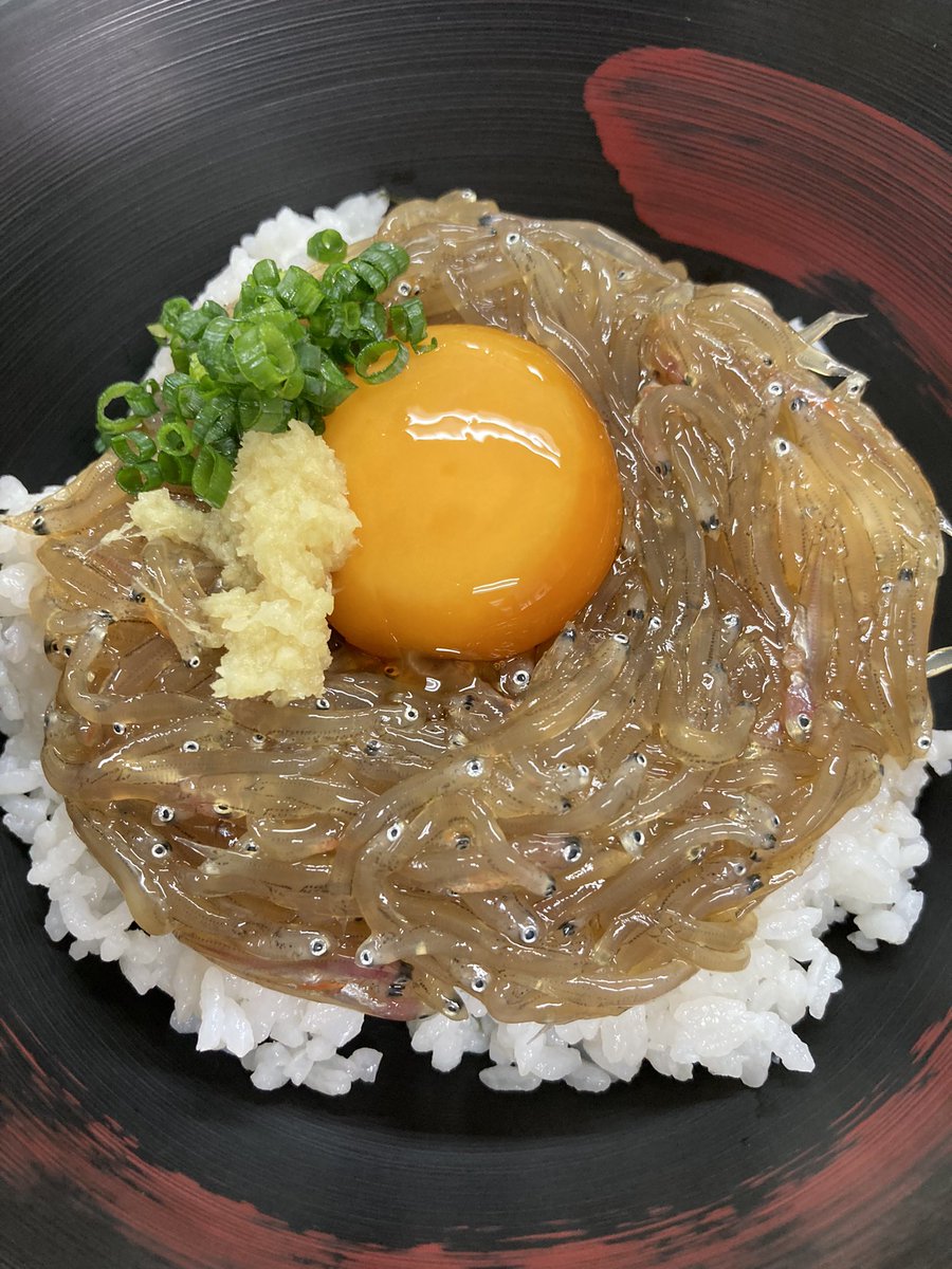 漁協食堂営業中！赤富士丼、まだまだあります！