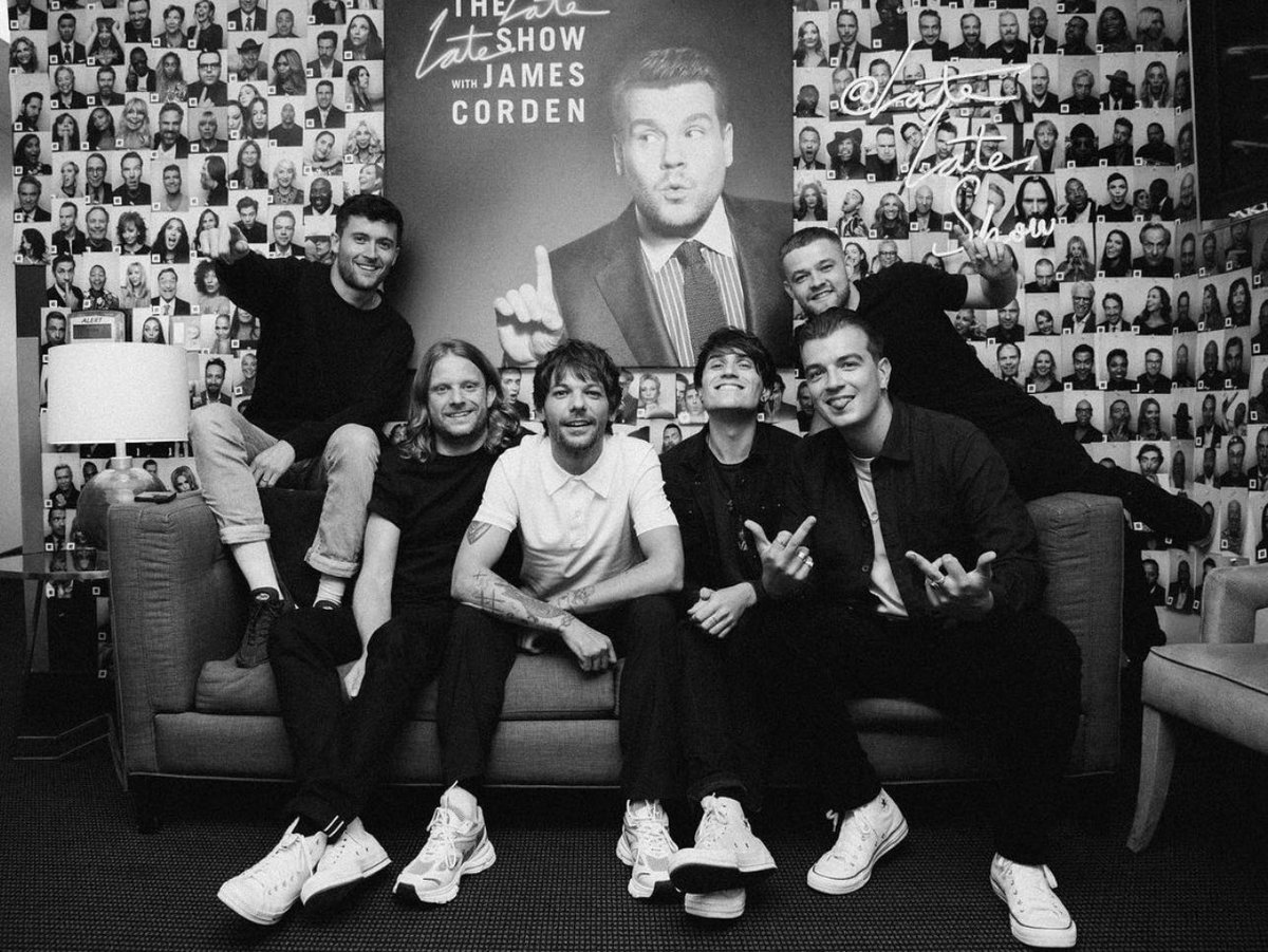 mattdailyposts's tweet photo. boys for the late late show🫶🏻 https://t.co/KUa05gs913