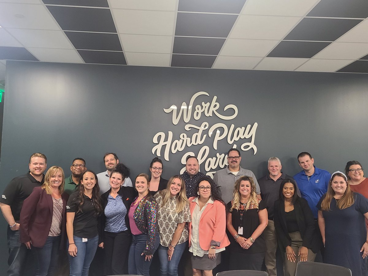 Tiffany Lemons (@twchilihead) on Twitter photo #ChilisLEAD development with the Amazing <a href="/AA_M_WHITE/">Aaron White</a> 💚🌶👏 Thank You Aaron for your Leadership!! #ChilisLove #ChilisLEAD development with the Amazing <a href="/AA_M_WHITE/">Aaron White</a> 💚🌶👏 Thank You Aaron for your Leadership!! #ChilisLove