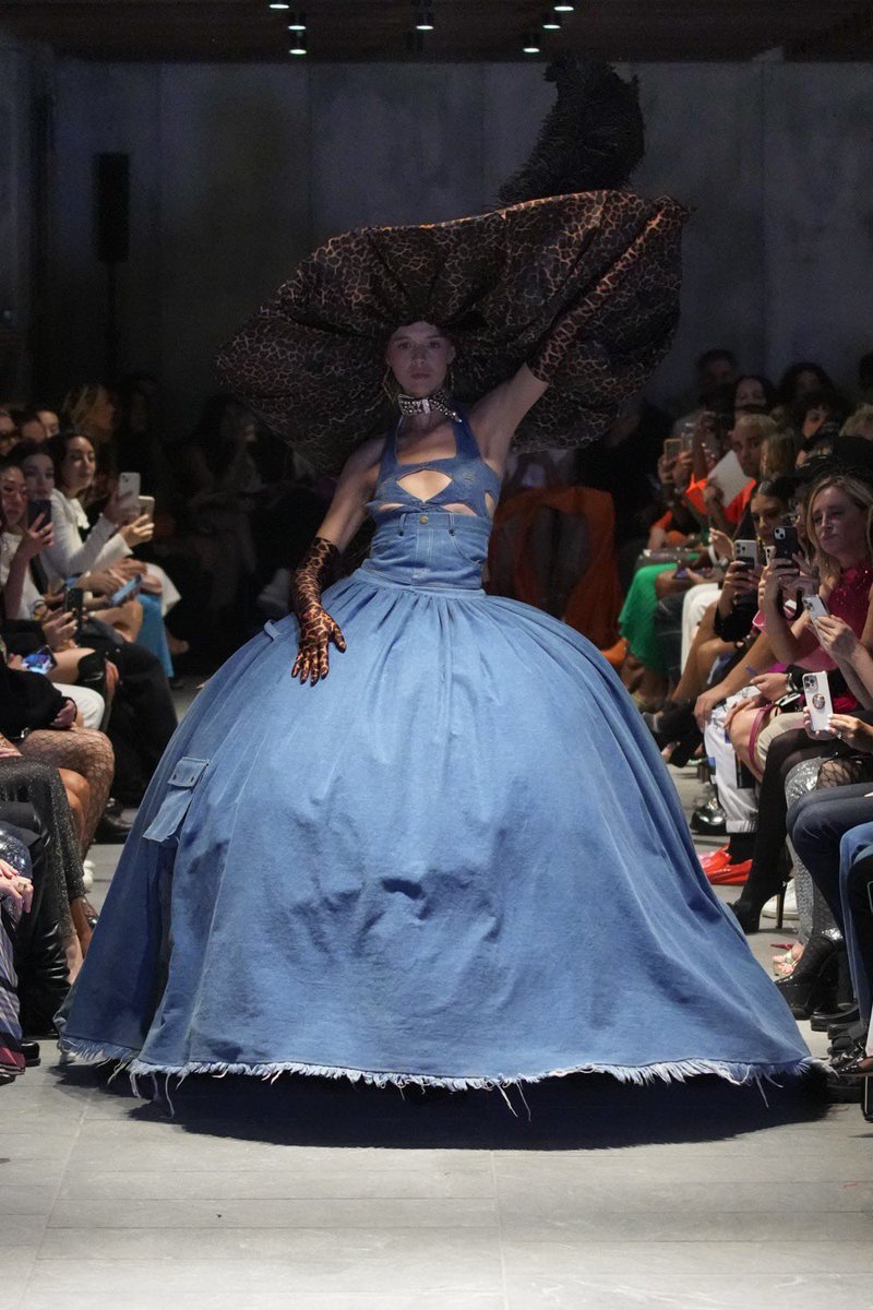 denim ball dress this denim ball gown from christian cowan ss23 is INSANE