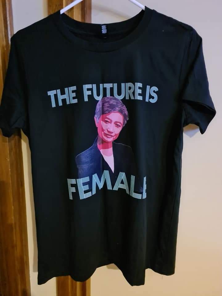 Julie Macdonald. tweet media