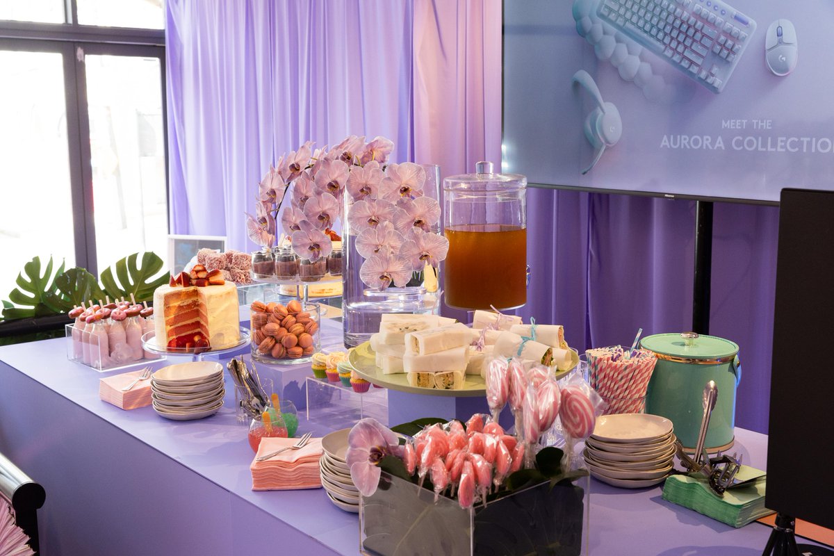LogitechG_ANZ's tweet photo. Over the weekend we celebrated the launch of our new Aurora Gaming Collection with a little help from our friends @Maybelline, giving patrons a unique glam x gaming experience in Surry Hills, Sydney. 💗💅 We’re so glad that you loved it! https://t.co/oBxEvfdvZ6