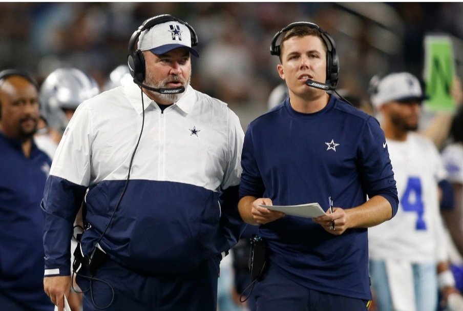 The guy on the right is the problem! I'm not buying the McCarthy doesn't know the offense bullshit!! #DallasCowboys #CowboysNation DC4L